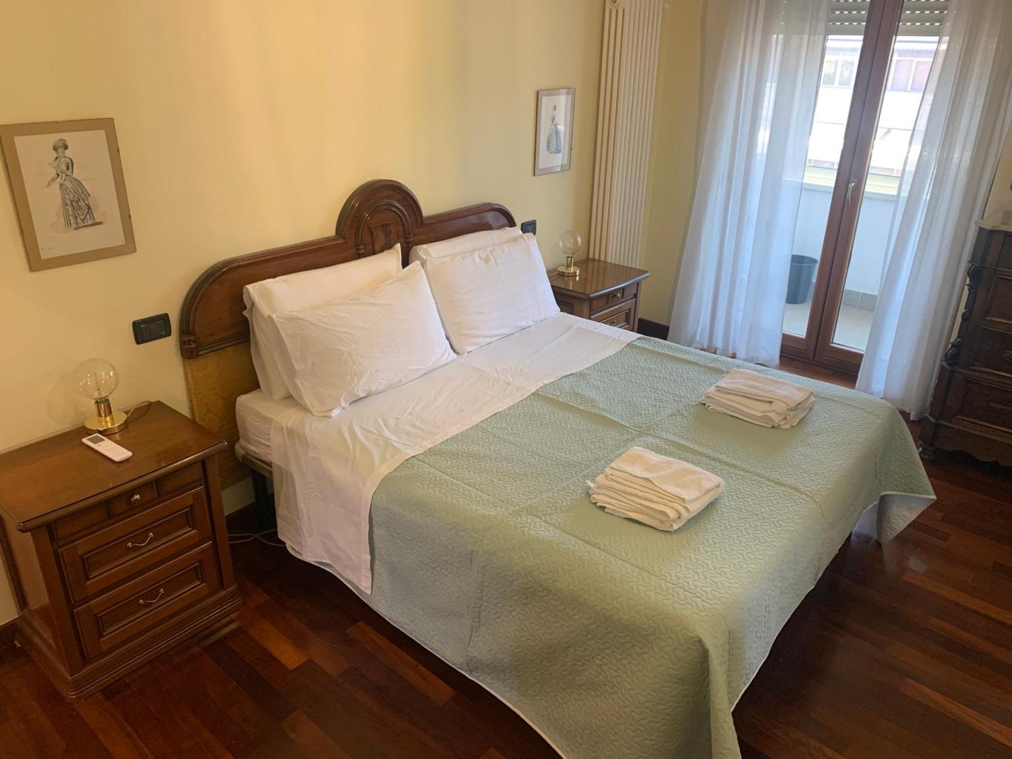 Appia Nuova Lucrezia Apartment โรม ภายนอก รูปภาพ